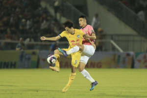 hagl-cam-hoa-ha-tinh-kho-khan-lai-ap-den-voi-ha-tinh-trong-giai-doan-tru-hang