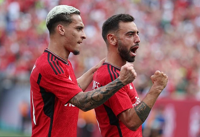 chuyen-gia-len-tieng-ve-kha-nang-manchester-united-chieu-mo-hai-ngoi-sao-hang-dau-chau-au