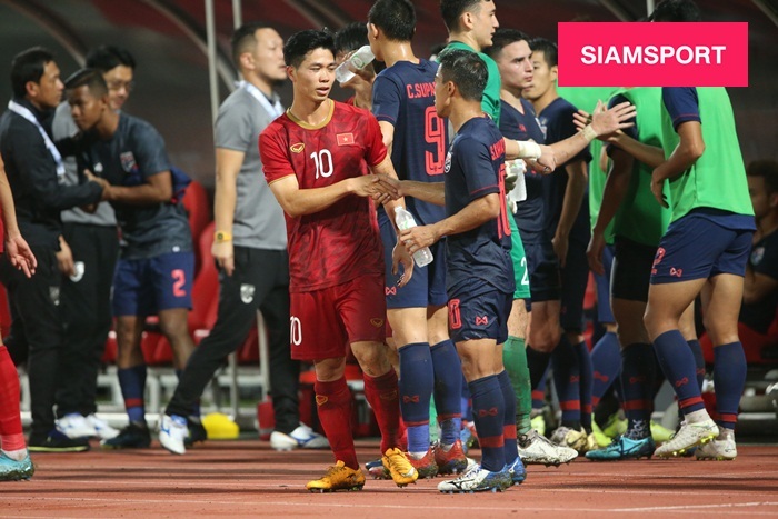 cong-phuong-cuc-than-chanathip-sau-tran-viet-nam-thai-lan-3