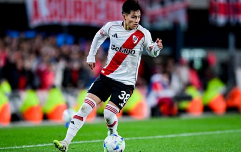 ian-subiabre-vien-ngoc-nam-my-va-canh-bac-tuong-lai-cua-chelsea