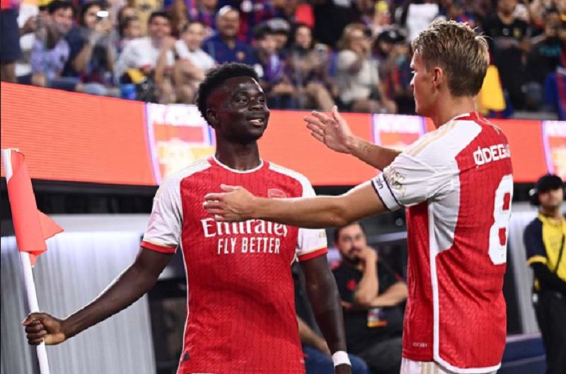 arsenal-tien-gan-ngoi-vuong-ngoai-hang-anh